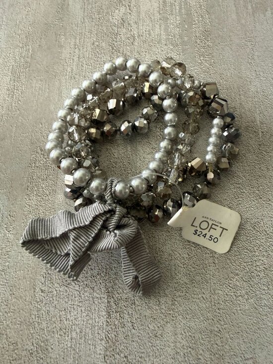 Ann Taylor Loft Jewelry - NWT Ann Taylor Loft Silver Beaded Stretch Bracelet Set Gift Holiday Present